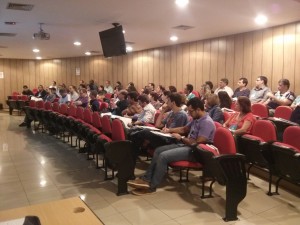 Sala de aula em Ribeirão Preto, com 70 alunos